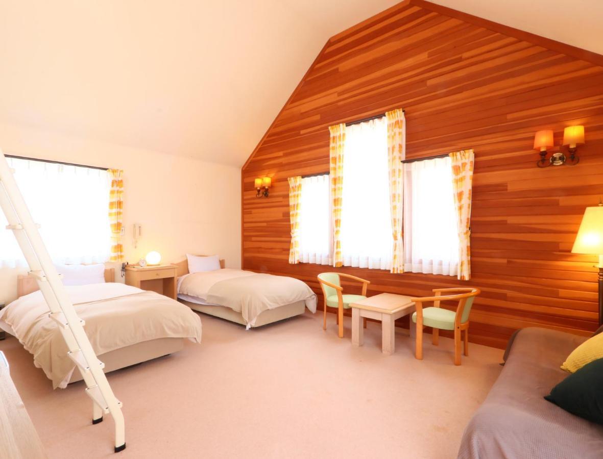 Bed and Breakfast Ryosha Tsukiakari Яманакако Экстерьер фото
