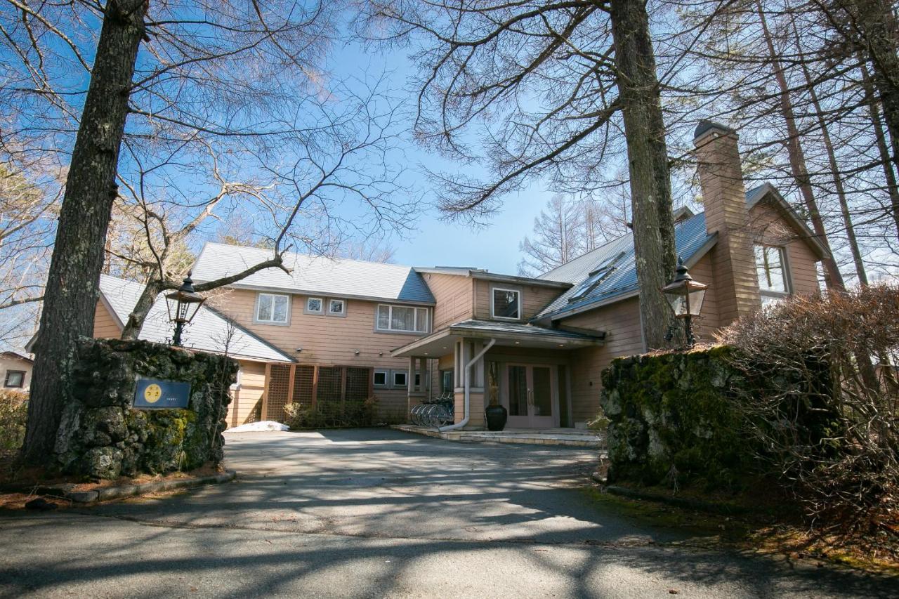 Bed and Breakfast Ryosha Tsukiakari Яманакако Экстерьер фото